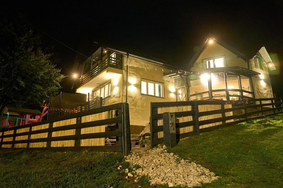 Property building, Night