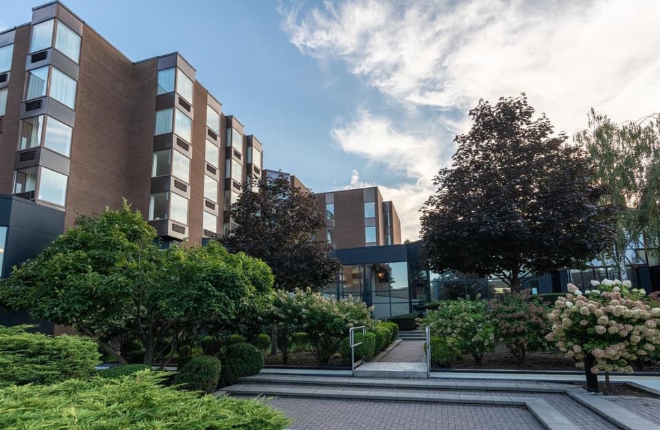 Property building, Natural landscape