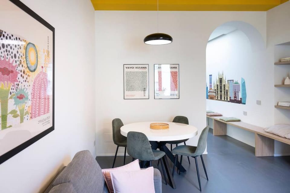 3-Bedroom Design House San Babila-Tricolore-M4 Apartment in Milan