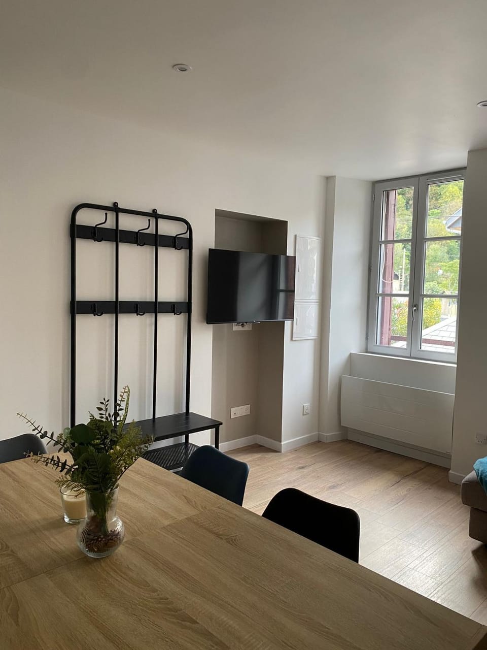 TV and multimedia, Living room, storage