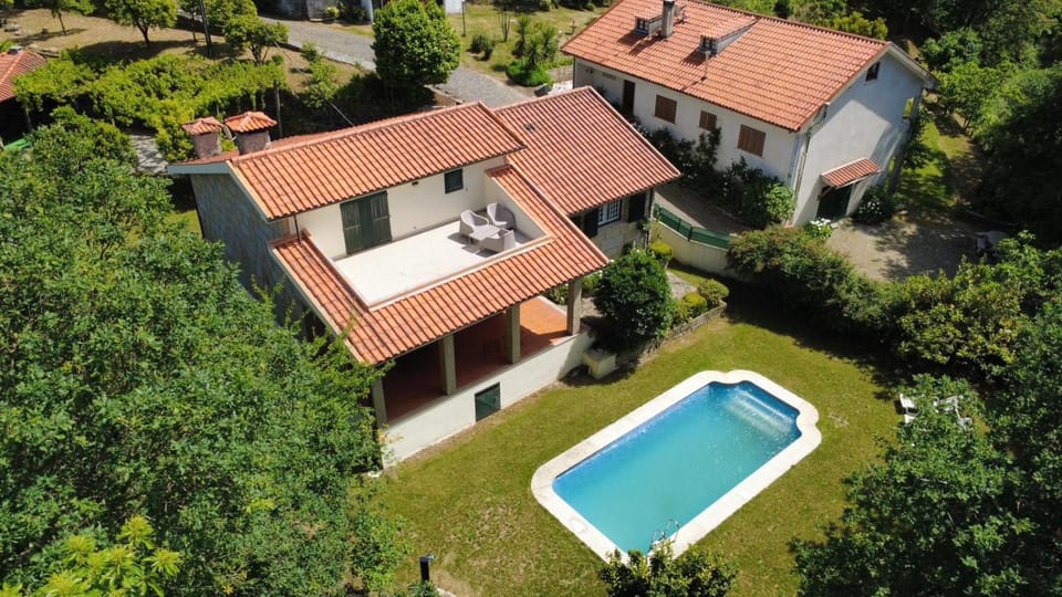 Sobreiros House - Gerês Chalet in Viana do Castelo District, Portugal