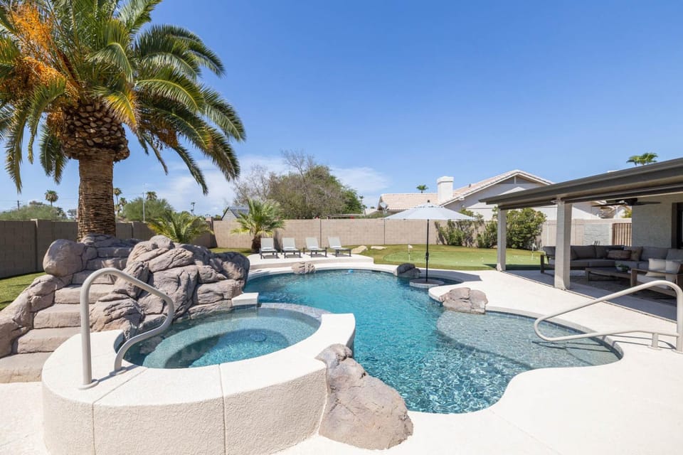 Scottsdale Dreamland: Heated Pool, Spa, Games and Golf House in Scottsdale