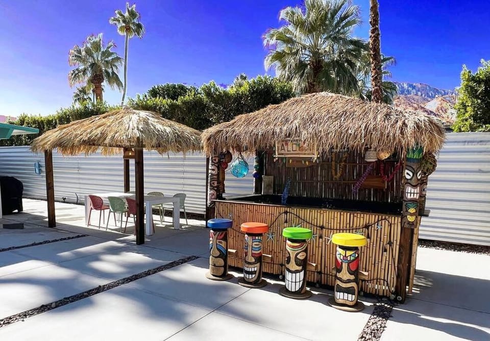Retro A Go Go House House in Palm Springs