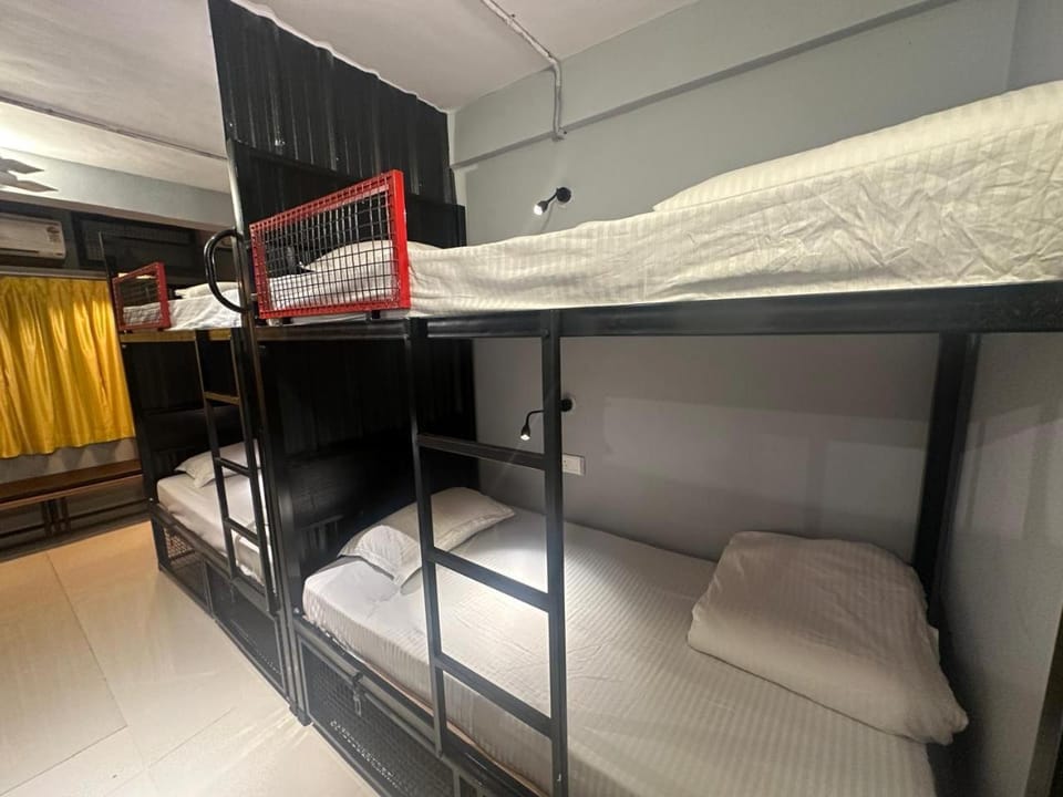 bunk bed
