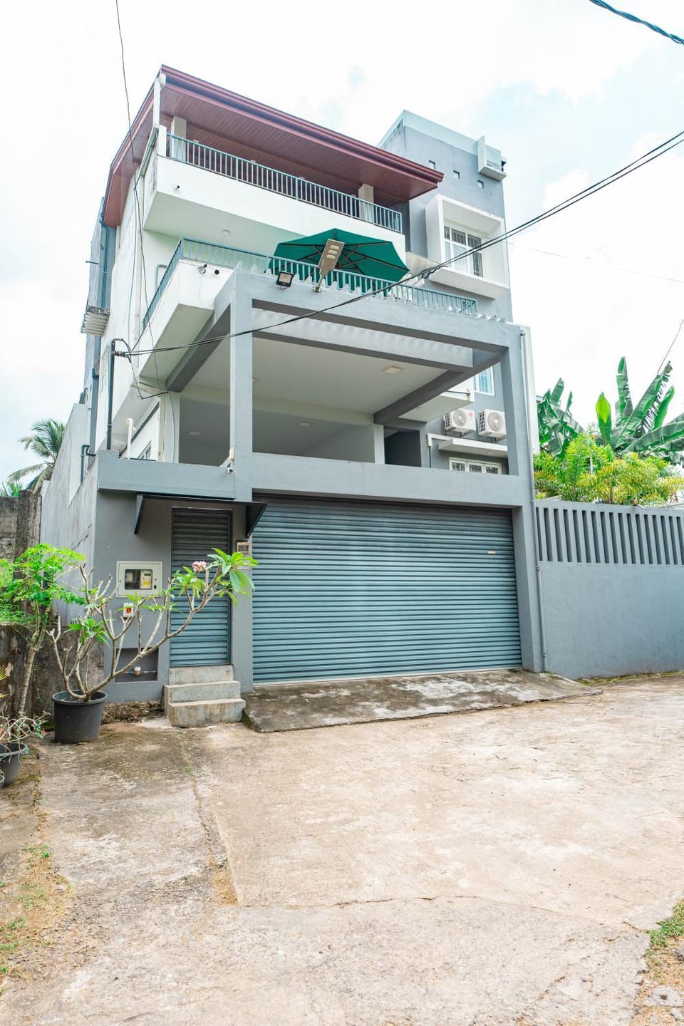 Property building, Day