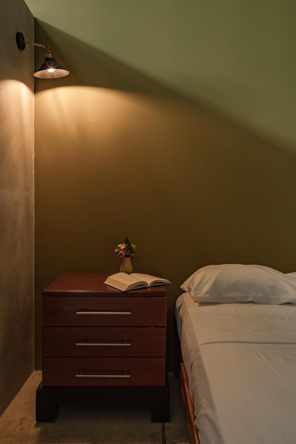Bedroom, room service