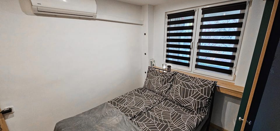 Mieszkanie dwupokojowe z balkonem, blisko parku Apartment in Czechia