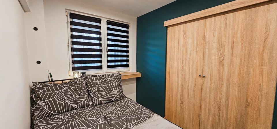 Mieszkanie dwupokojowe z balkonem, blisko parku Apartment in Czechia