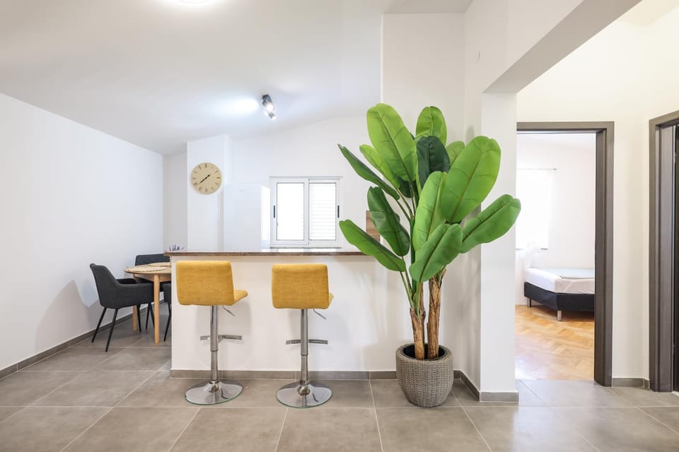 Villa Coco with heated pool Apartment in Zadar County