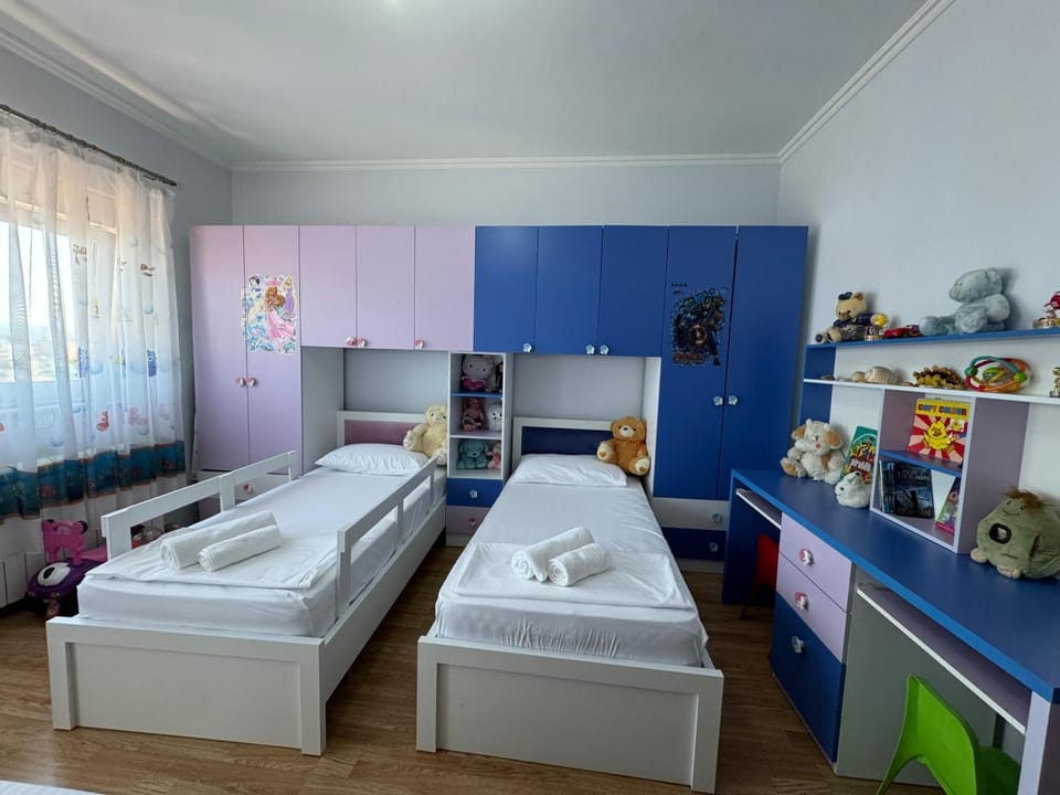 Spacious & Cozy 2BR Family Apt in Tirana Apartment in Tirana