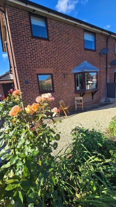 Whole house available in Brigg House in West Lindsey District