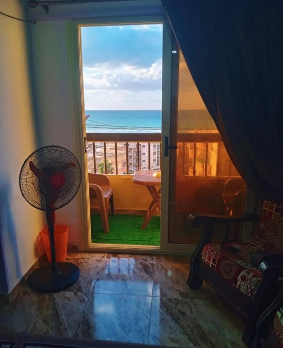 شقة فندقيه sea view الاسكندريه FREE-WIFI - Free bein sport free osn Apartment in Alexandria Governorate