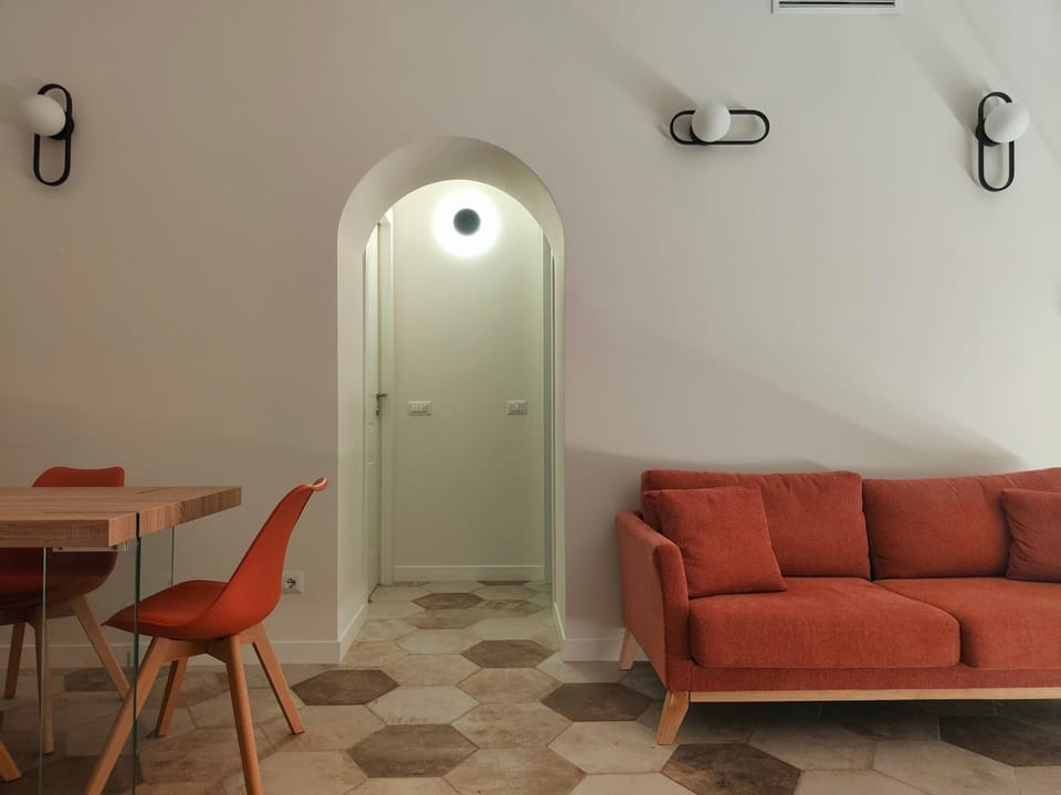 Rare Seed Trastevere Apartment in Rome