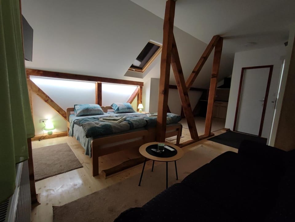 Bed, Living room, Photo of the whole room, Seating area, Bedroom