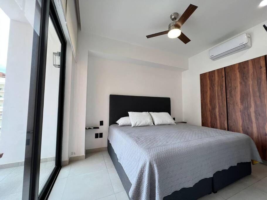 Adorable estudio en la Zona Romántica con RoofTop 501 Apartment in Puerto Vallarta