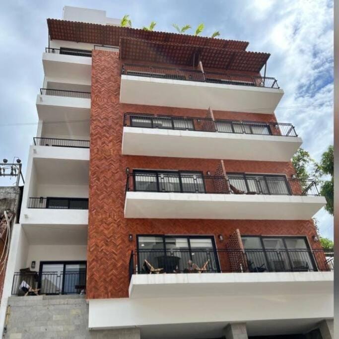 Adorable estudio en la Zona Romántica con RoofTop 501 Apartment in Puerto Vallarta