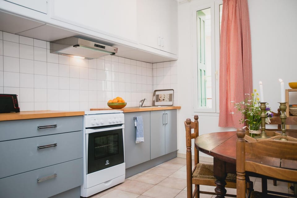 Regina's Banyuls - Spatious apartment next to the beach Apartment in Port-Vendres