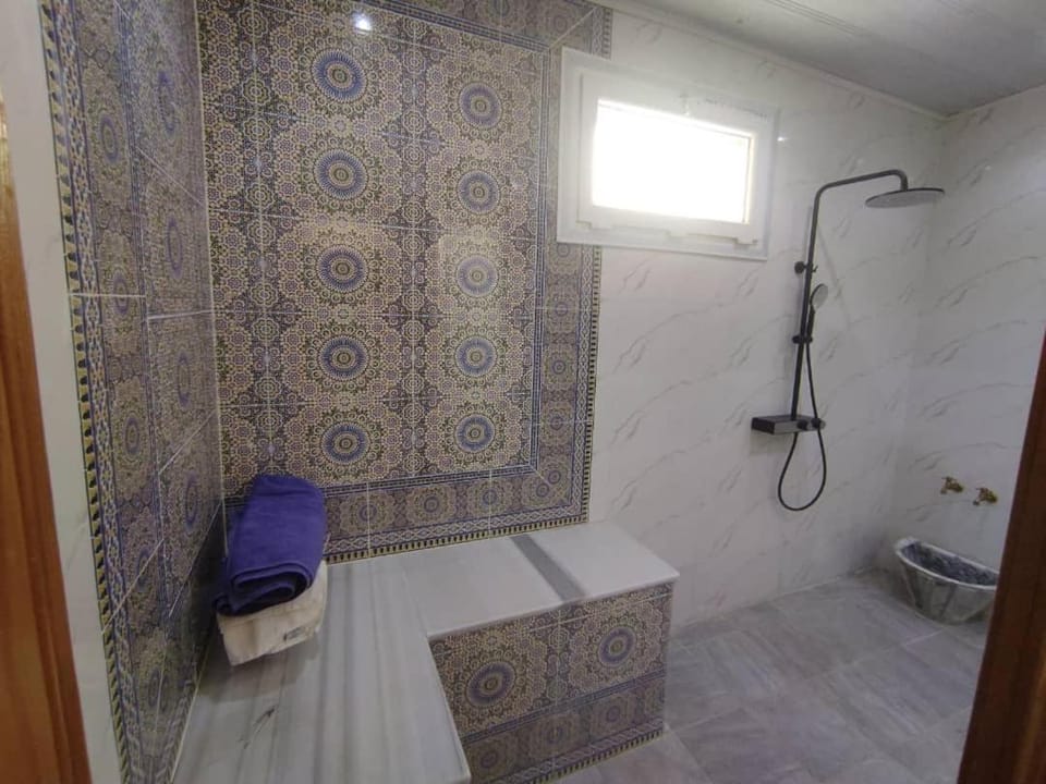 Appartement entier avec Terasse, Hammam, BBQ Apartment in Algiers [El Djazaïr]