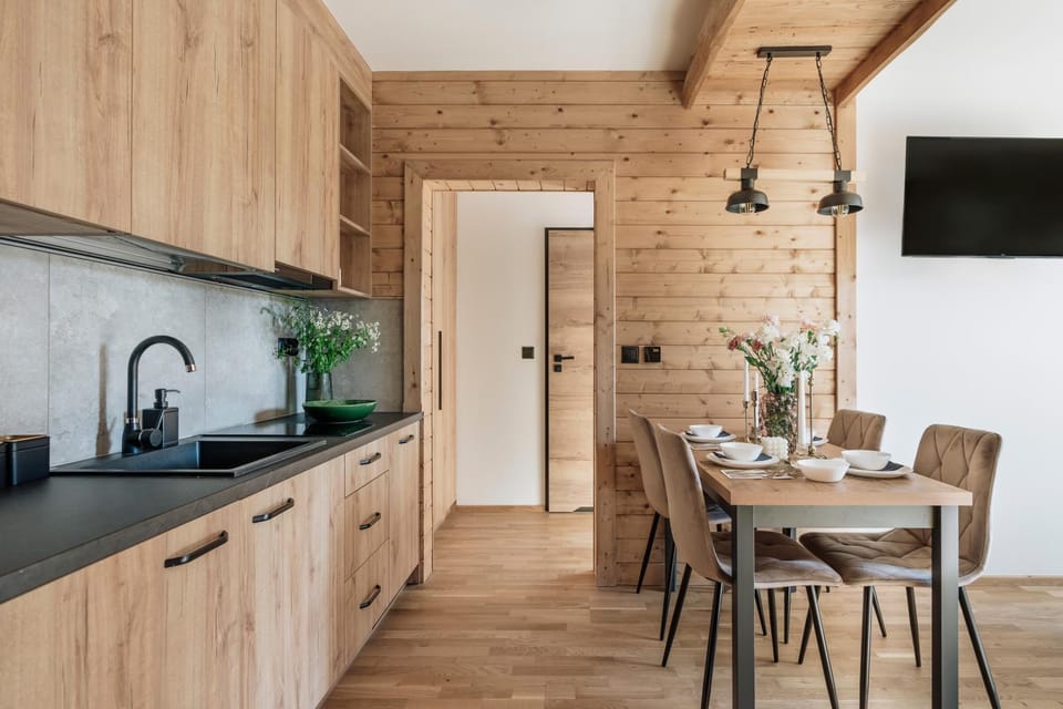 TV and multimedia, Kitchen or kitchenette