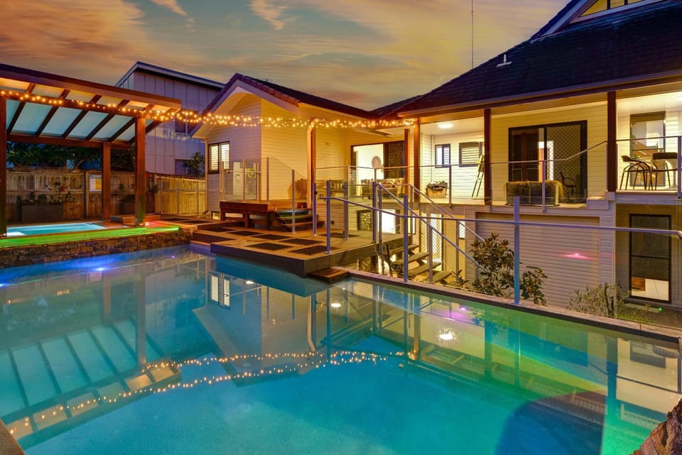 Property building, Pool view, Swimming pool