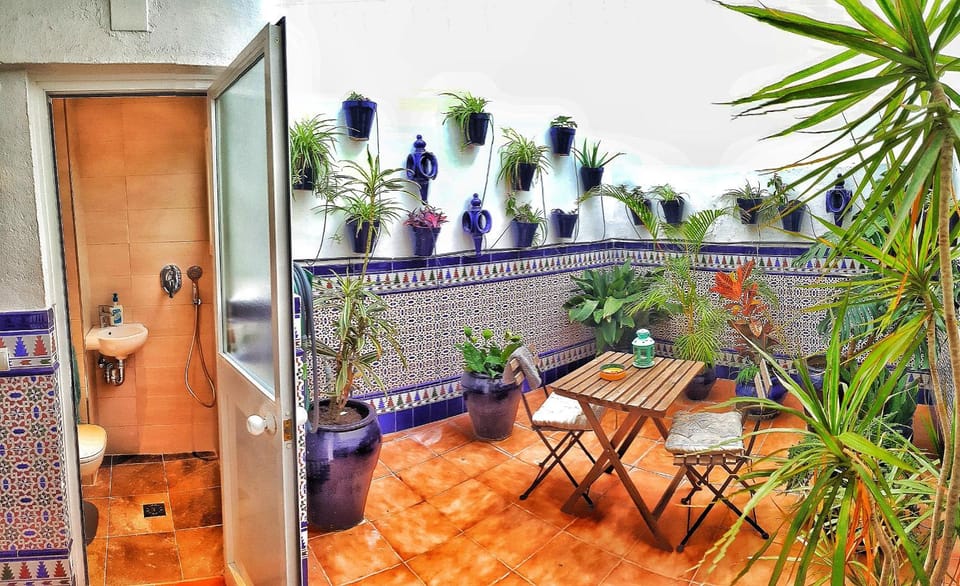 Shower, Patio, Seating area