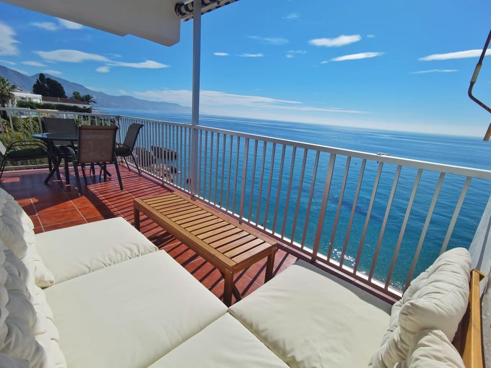 Winter, Solarium, Balcony/Terrace, Dining area, Sea view