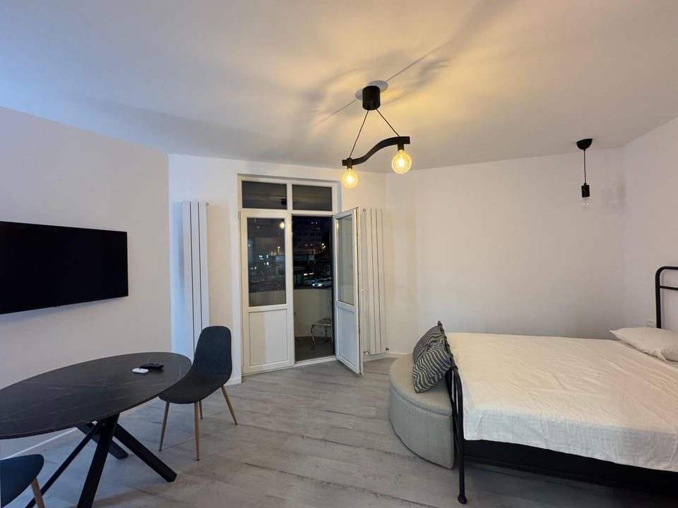 Dining area, Bedroom
