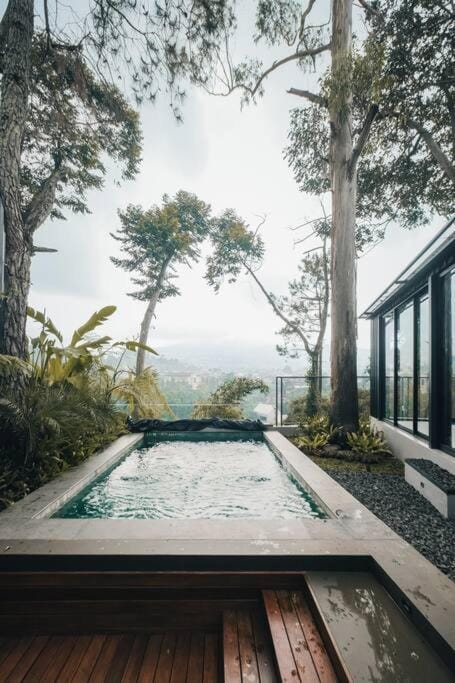Cottonwood Cabin Villa B Triniti Lembang Cabin in Parongpong