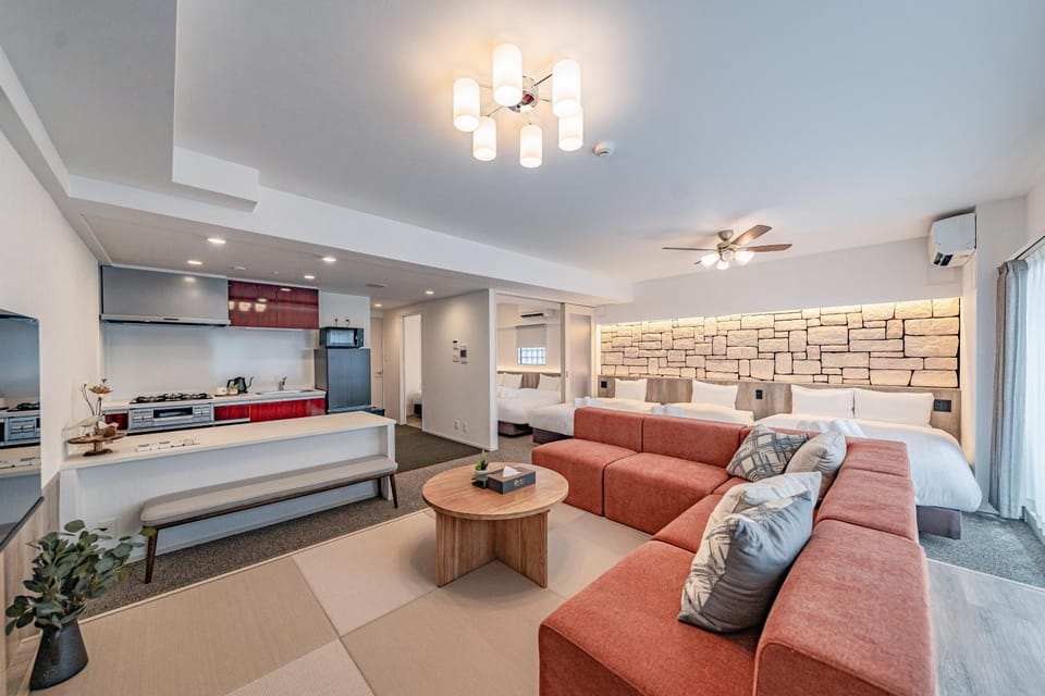 TV and multimedia, Kitchen or kitchenette, Living room, Photo of the whole room, Seating area