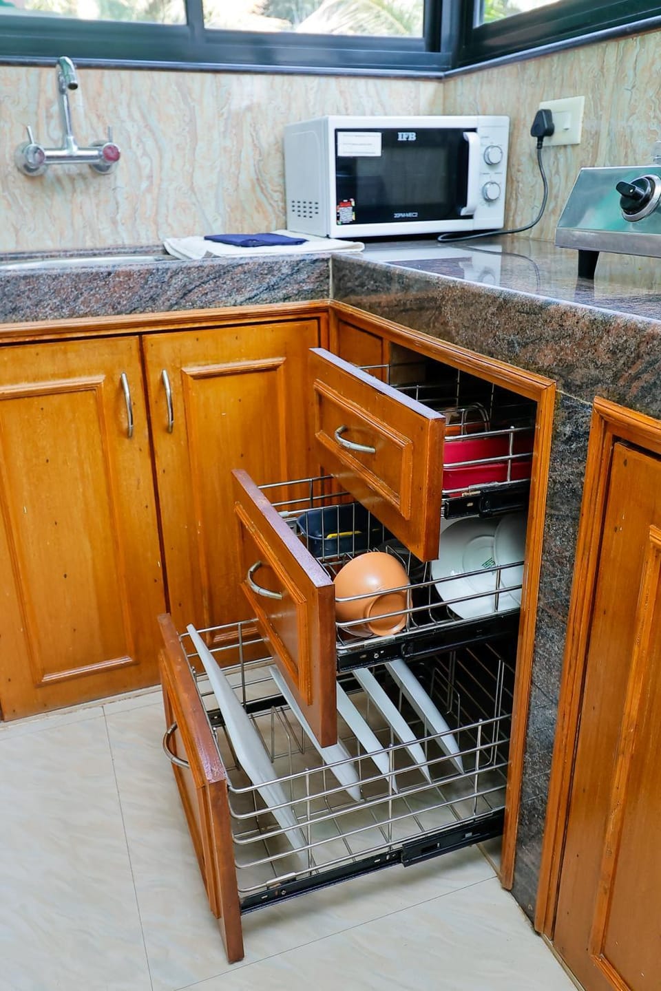 Kitchen or kitchenette