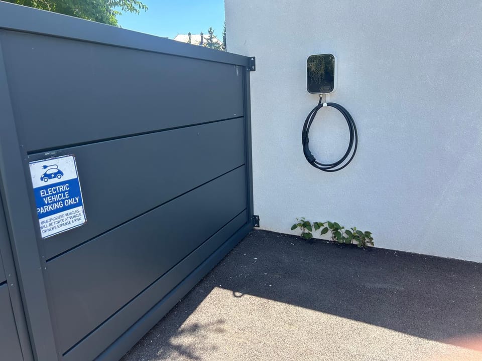 CASA BOX PREMIUM free garage Apartment in Slovenia