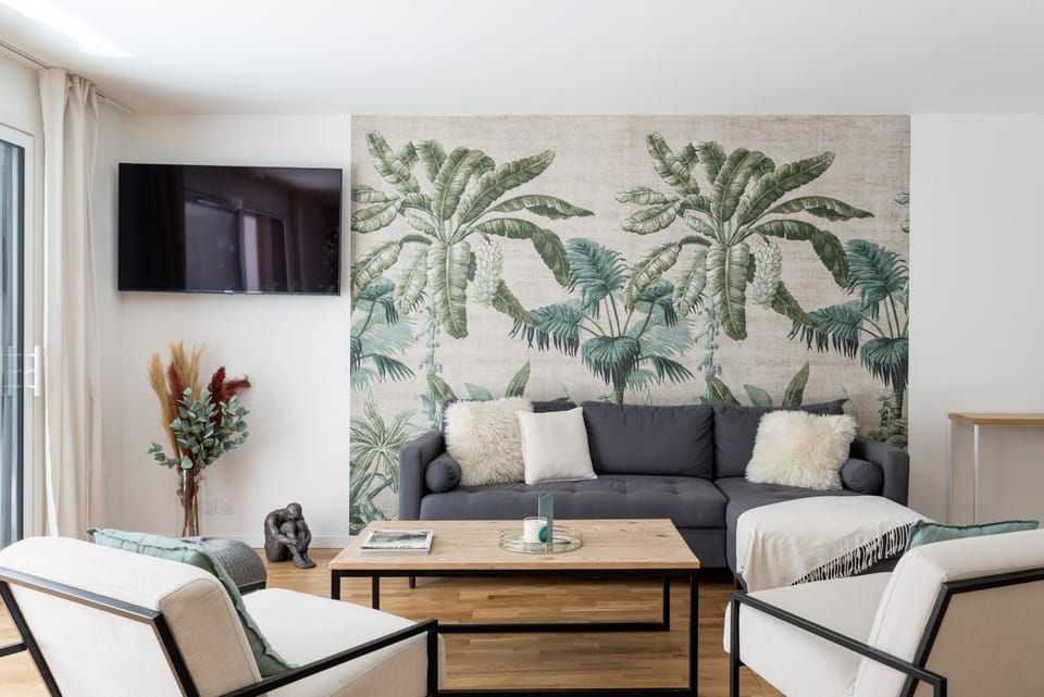 Communal lounge/ TV room, Living room
