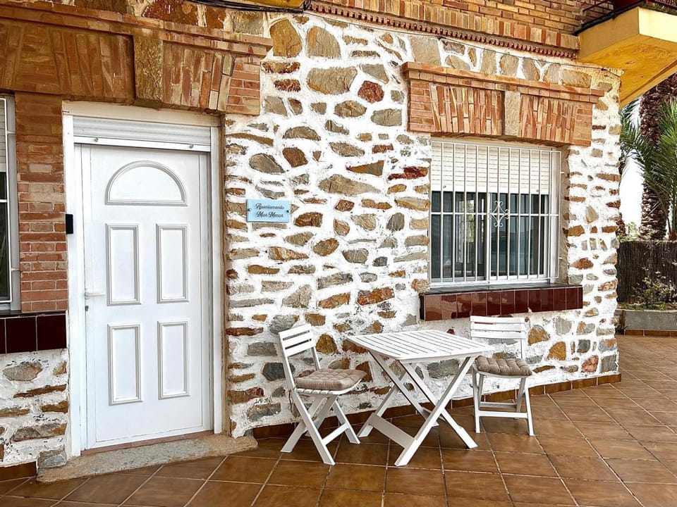 Apartment Sleeps 4 with Patio Apartment in Spain