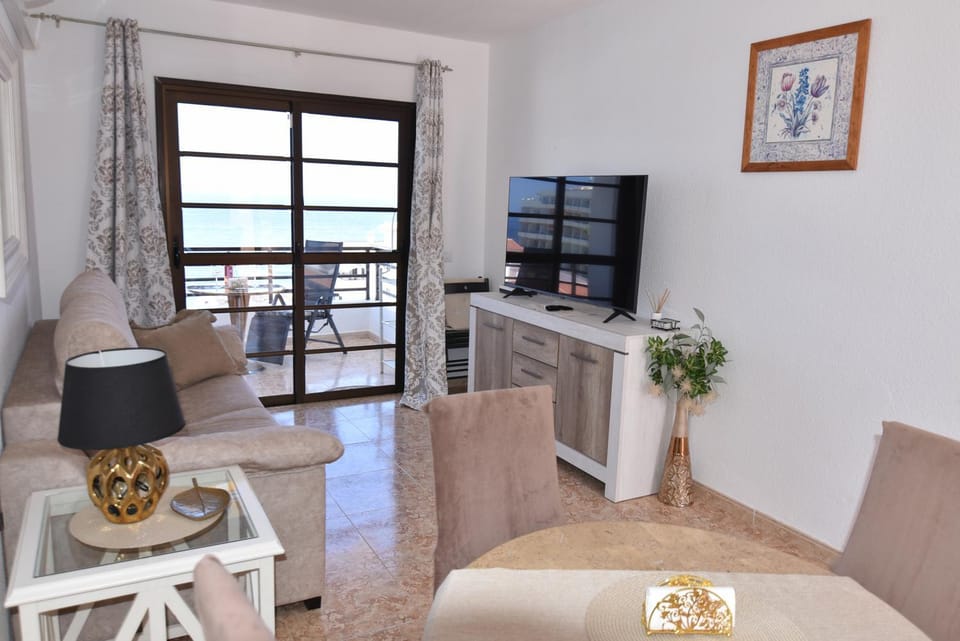 TV and multimedia, Living room, air conditioner
