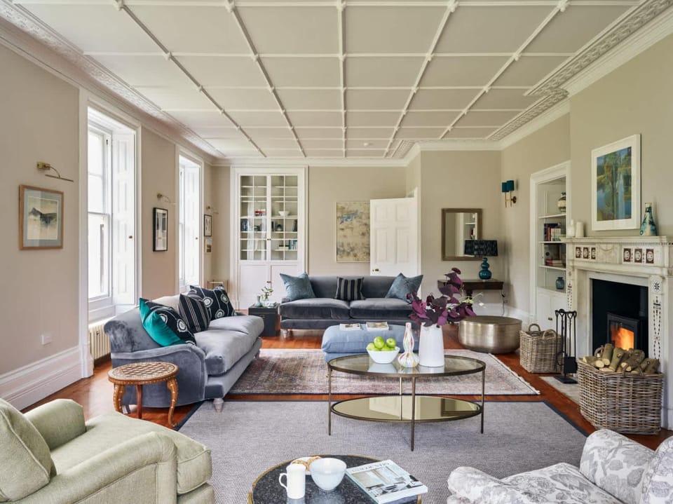 Large Manor House with Pool Hot Tub & Gardens House in Norwich