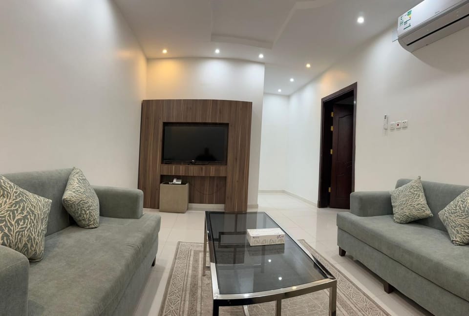 TV and multimedia, Seating area