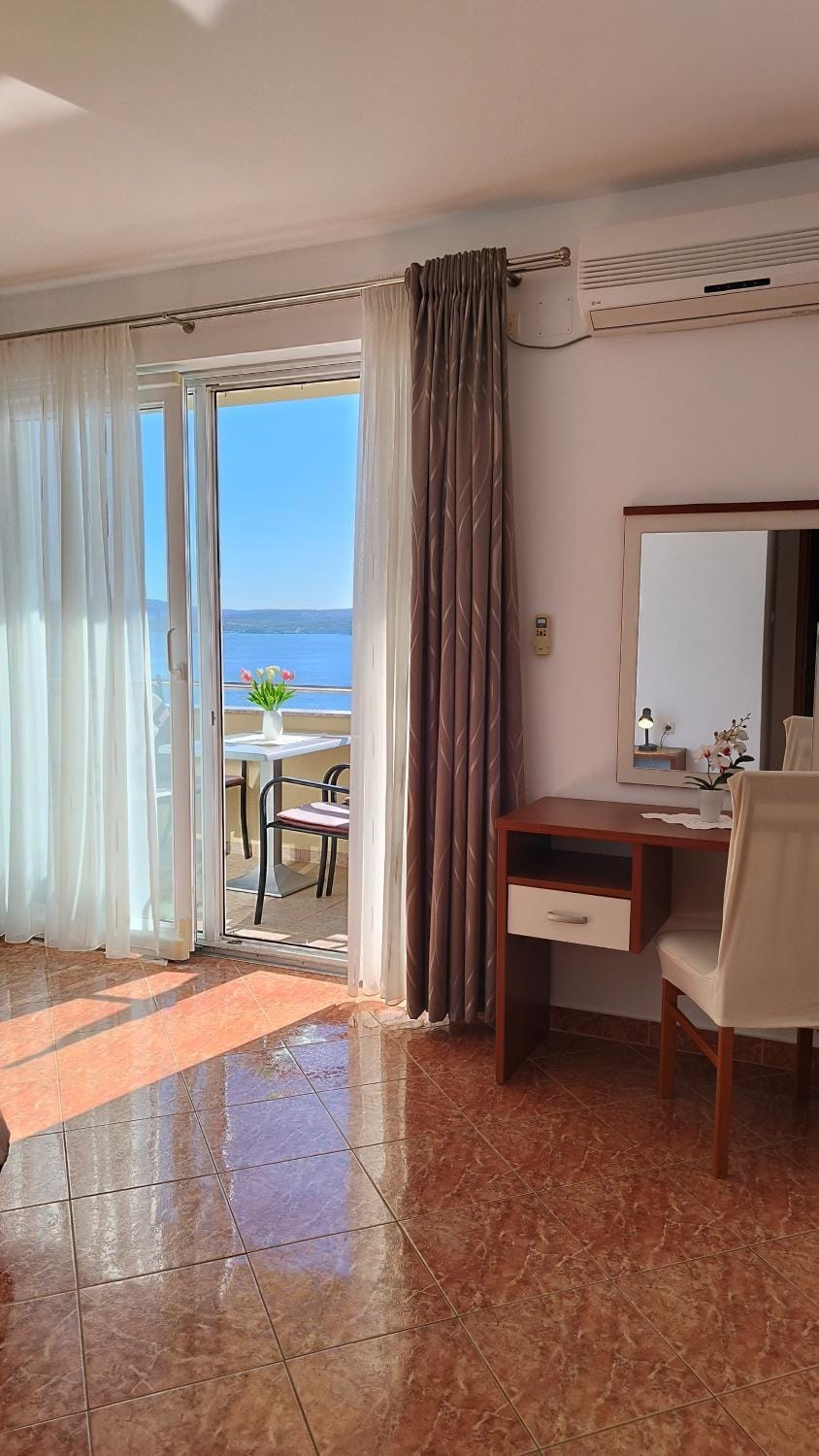 Apartmani Adriatica 2 Apartment in Primorje-Gorski Kotar County