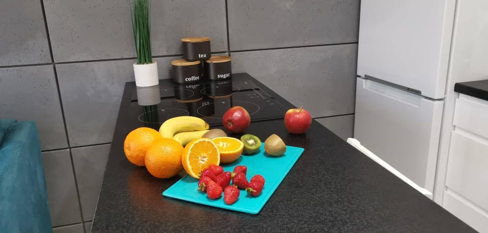 Kitchen or kitchenette, Food