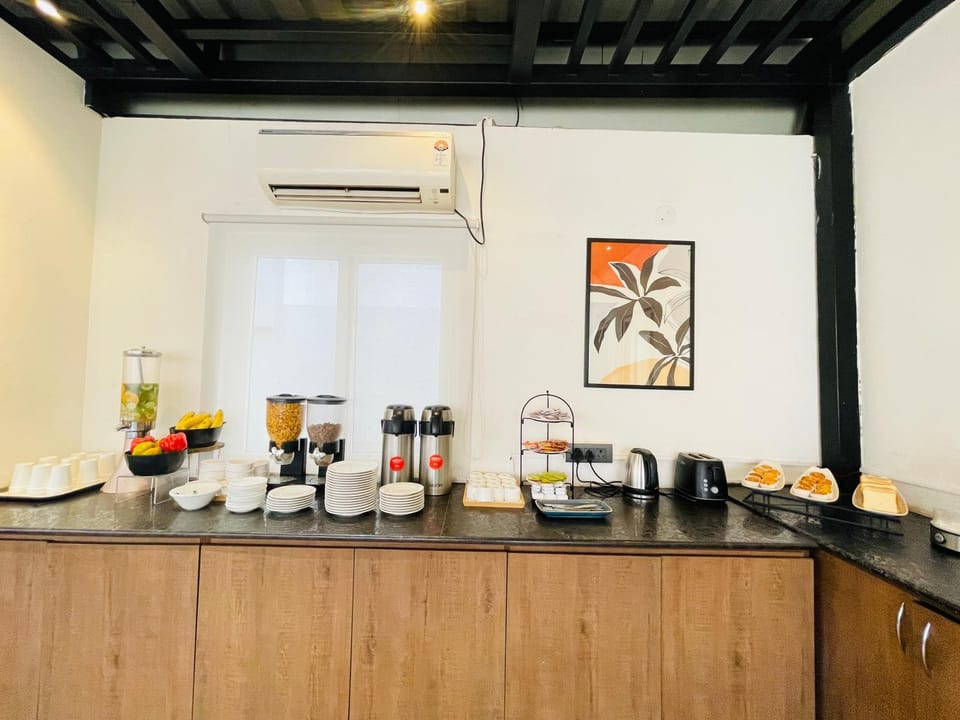 Coffee/tea facilities, Kitchen or kitchenette, Food and drinks, Food, Breakfast