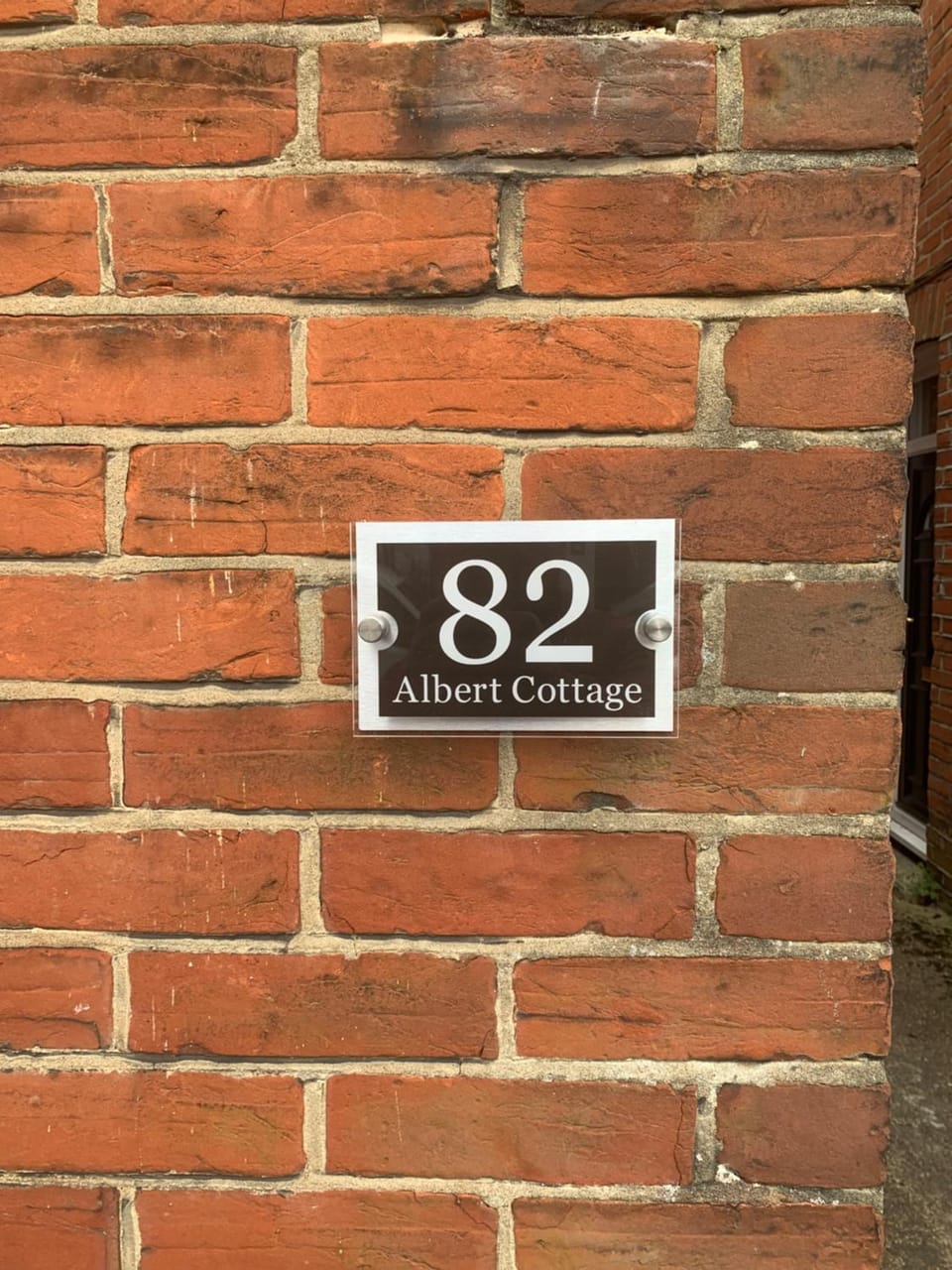 Apartment, Stylish 2 bed Riverside House, 2 Kingsize beds, Free Parking House in Southampton