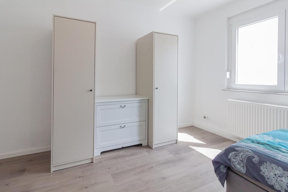 Bed, Photo of the whole room, Bedroom, wardrobe