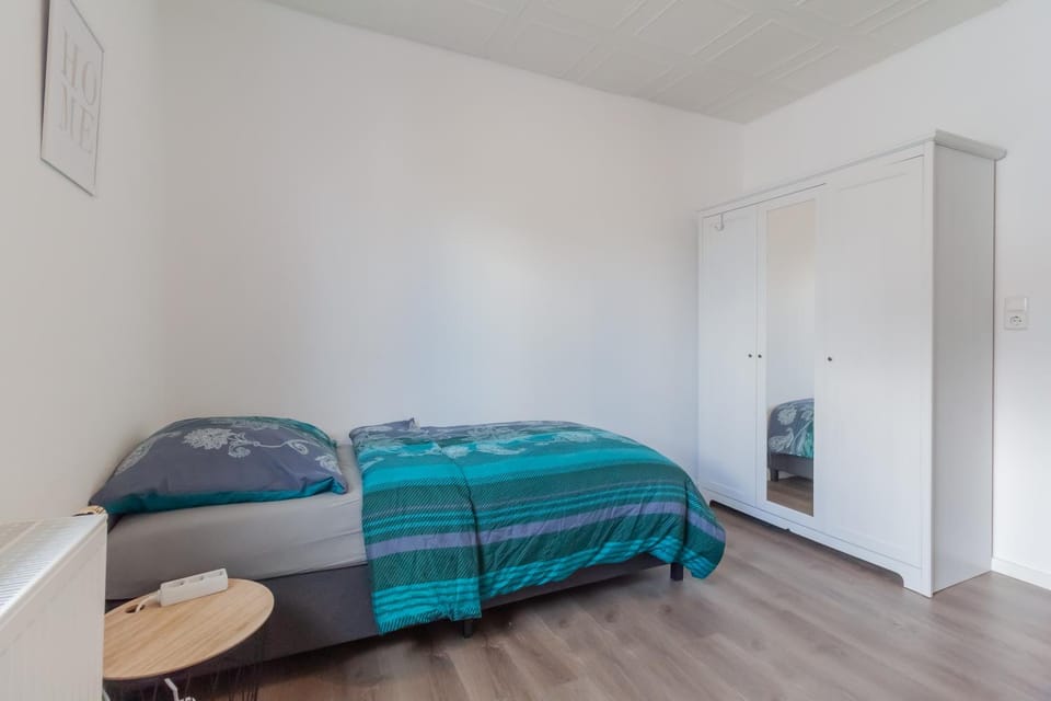 Bed, Photo of the whole room, Bedroom, wardrobe