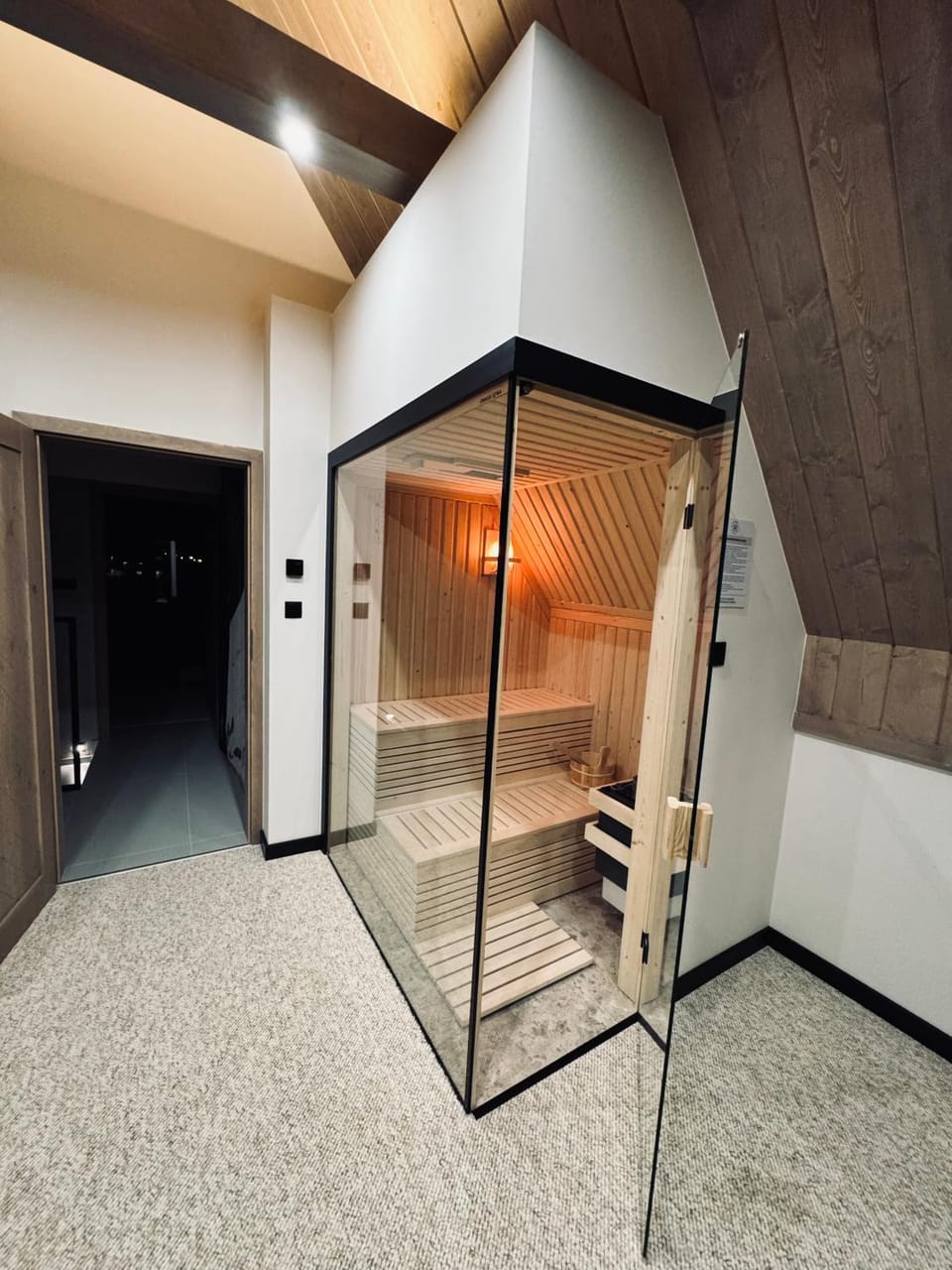 Osada Kaniówka - domki pod stokiem z sauna Villa in Lesser Poland Voivodeship