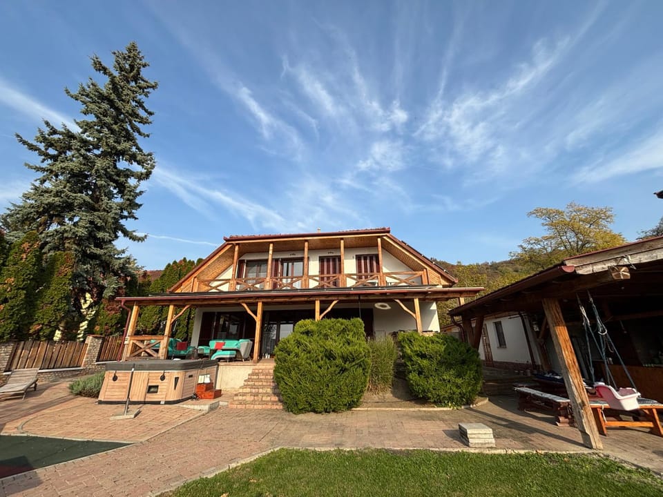 Property building, Garden view