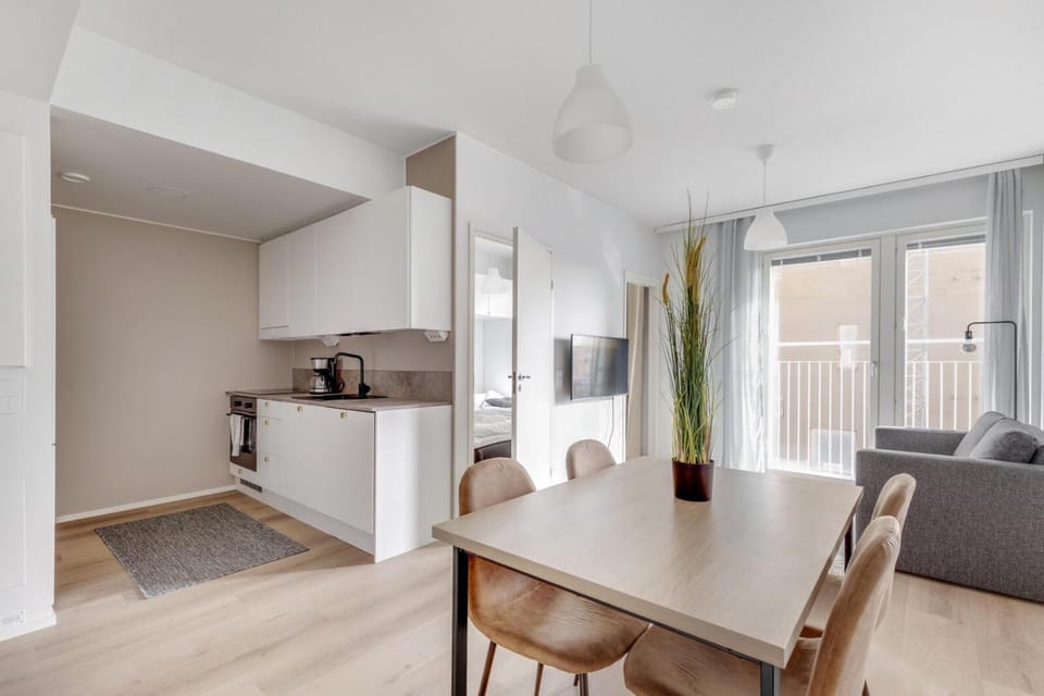 Kitchen or kitchenette, Living room, Seating area, Dining area