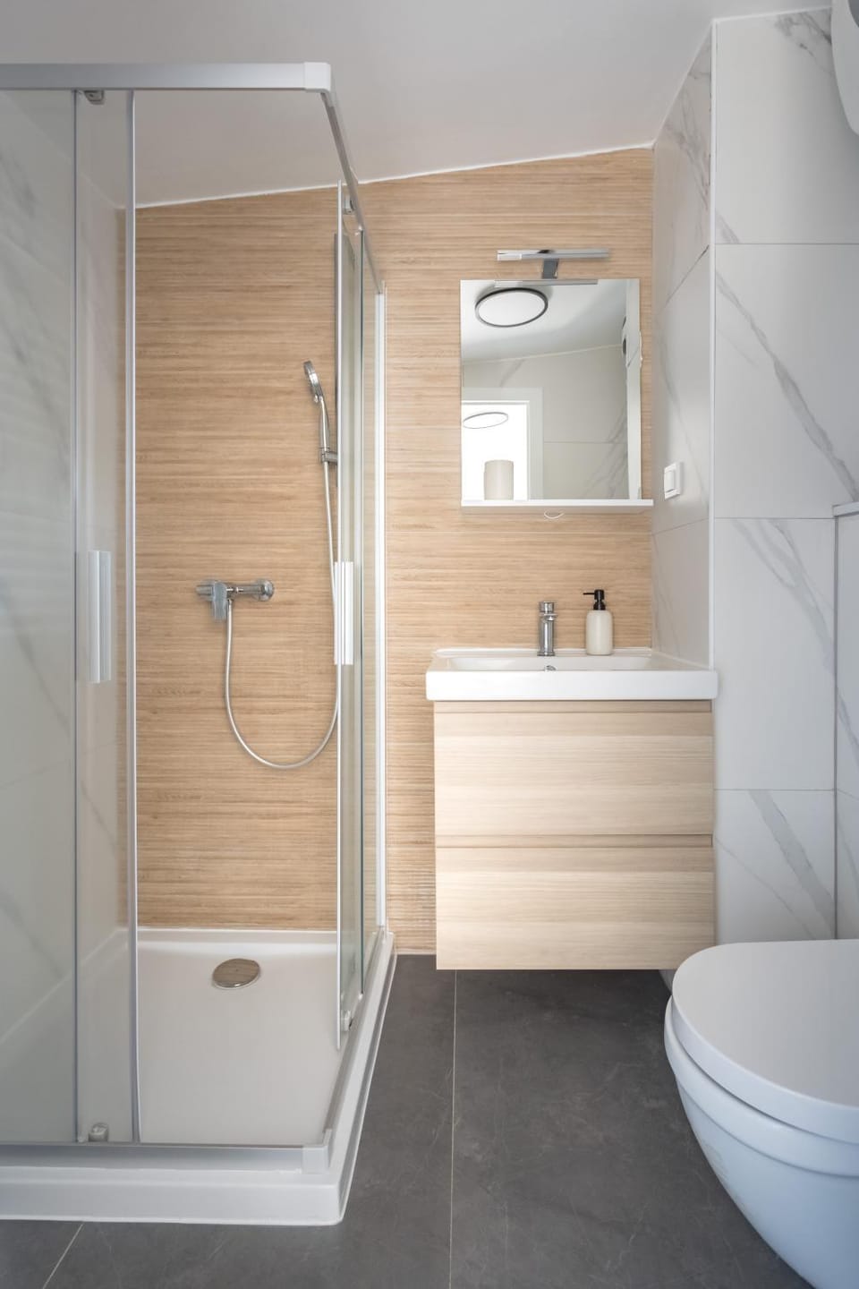 Shower, Toilet, Bathroom