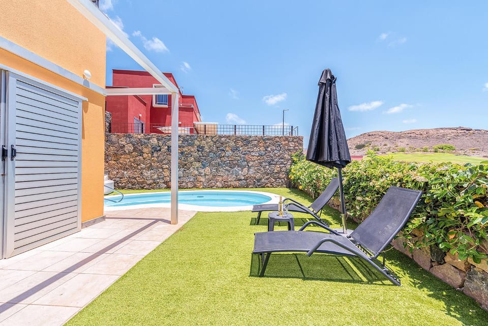 Pool view