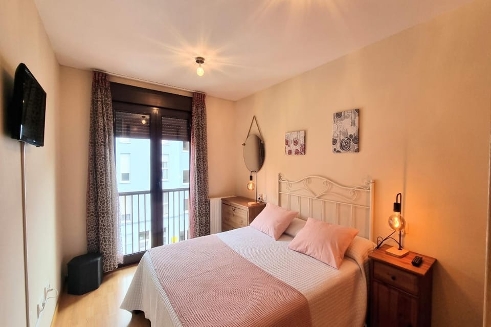 View (from property/room), Photo of the whole room