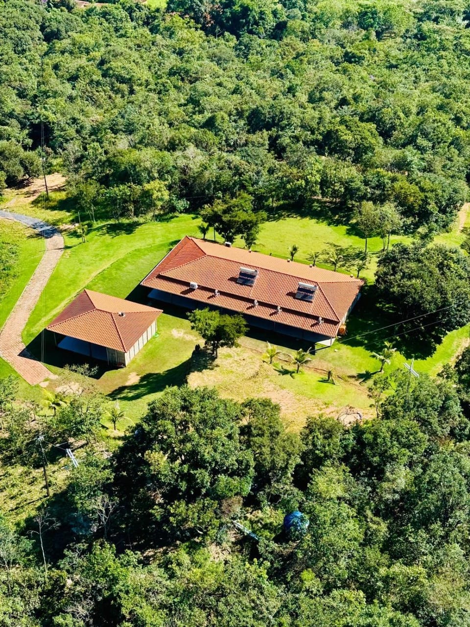 Property building, Bird's eye view, Garden