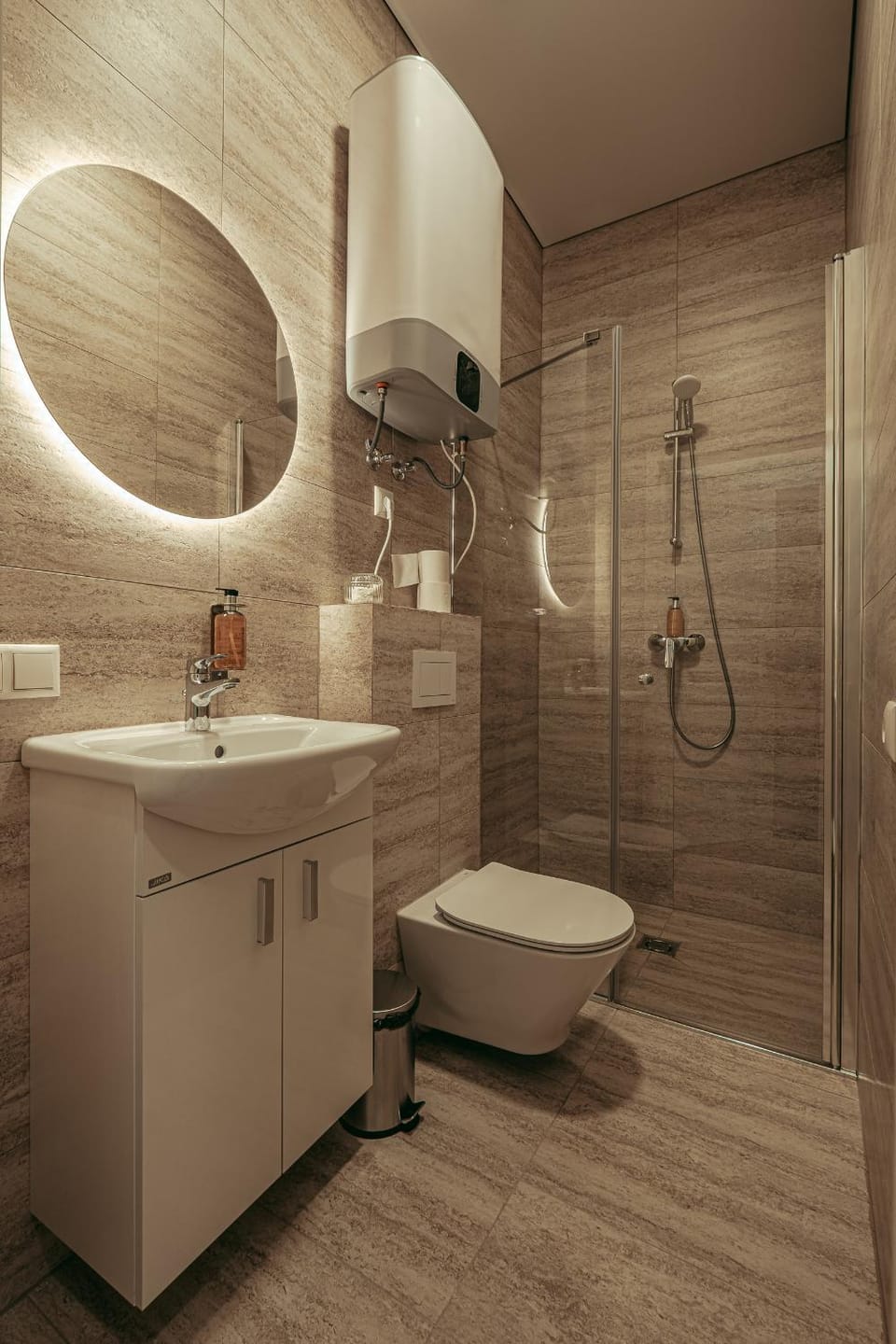 Shower, Toilet, Bathroom, Bath